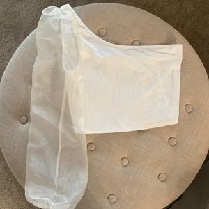 Boutique- White one shoulder puff sleeve crop top!!